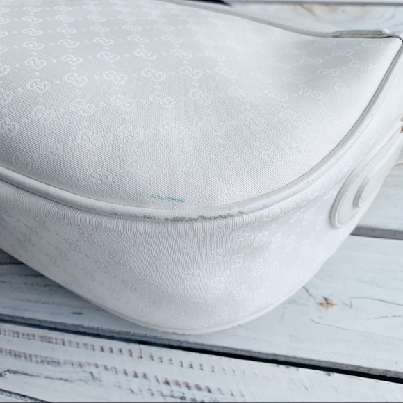 VINTAGE GUCCI MICRO GG WHITE ZIP SADDLE HANDBAG - Picture 7 of 14
